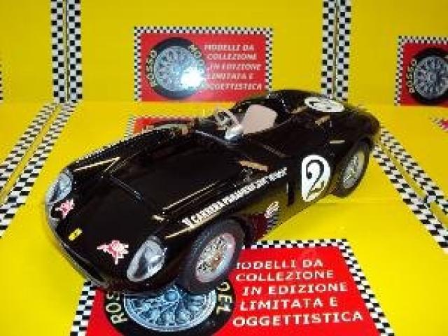 La Ferrari 750 Monza Panamericana 1954 #2 chez Rosso Model