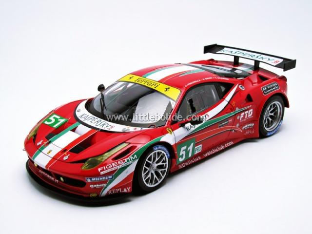 Photos de la Ferrari 458 Italia GT2 #51 Le Mans 2011 Elite 1/18