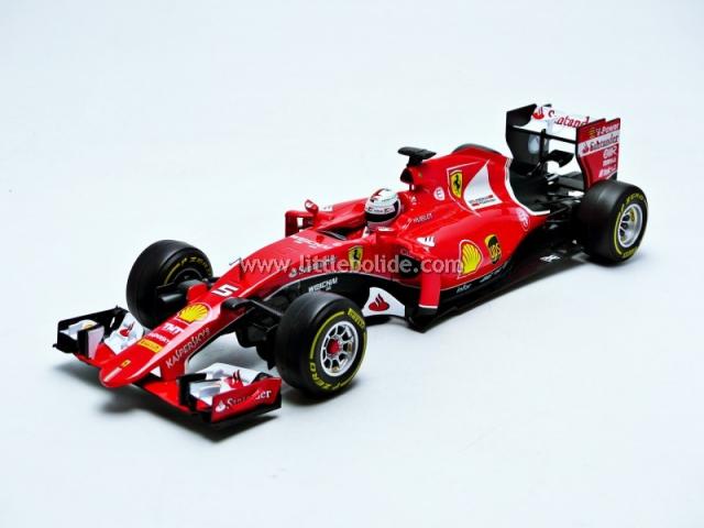 Bburago : Nouveaut Septembre 2015 : Sortie de la Ferrari F1 2015 SF15-T Vettel 1/18