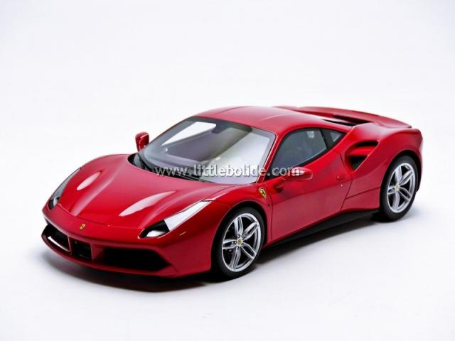 BBR : Nouveaut Sept. 2015 : Autres photos de la Ferrari 488 GTB Rosso Corsa P18106 1/18