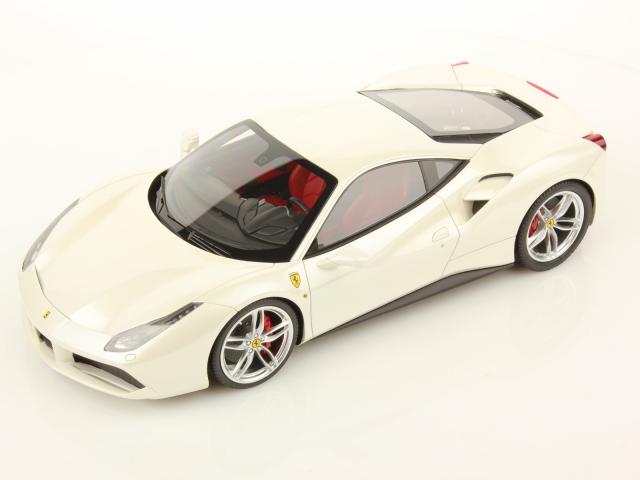 MR Models : Nouveaut Aot 2015 : Ferrari 488 GTB Bianco Fuji 1/18