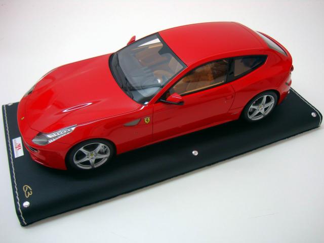 MR Models : Retour sur la Ferrari FF Rosso Corsa 1/18