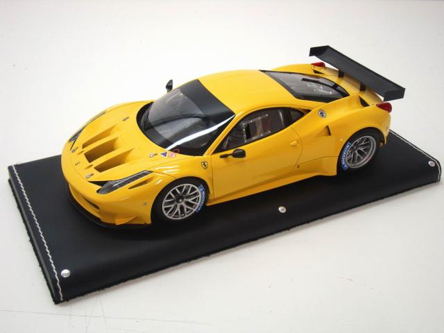 MR Models : Retour sur la Ferrari 458 GT2 jaune "Giallo Modena" 1/18
