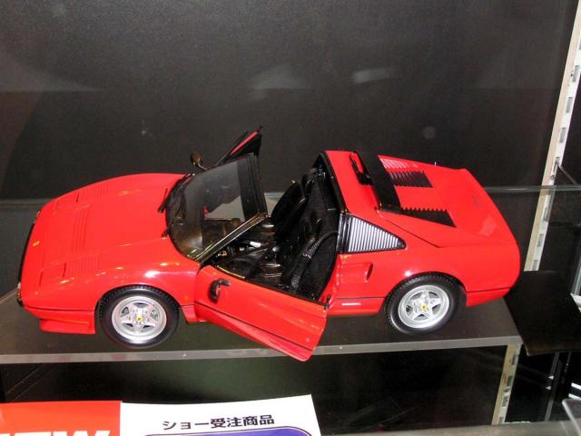 Des Photos de la future 308 GTS QV Kyosho 1/18 !