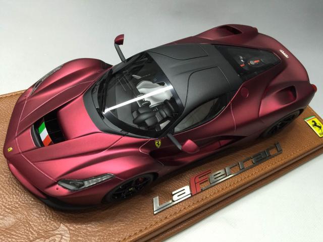 BBR : Encyclopdie : Ferrari LaFerrari lie de vin mat 1/18