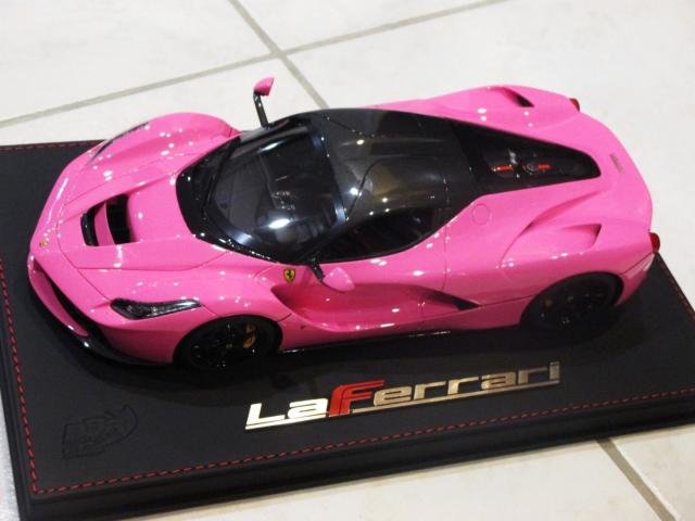 BBR : Retour sur la Ferrari LaFerrari rose toit noir Raceline Models RCDL115 1/18