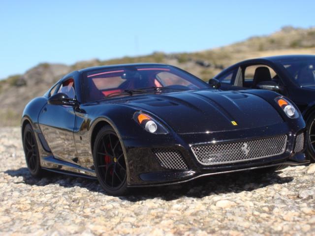 Photos de la Ferrari 599 GTO noire Elite au 1/18