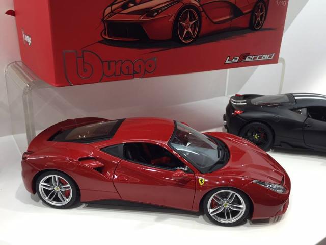 Bburago : Nouveauts 2016 : Premires photos des Ferrari 488 GTB 1/18